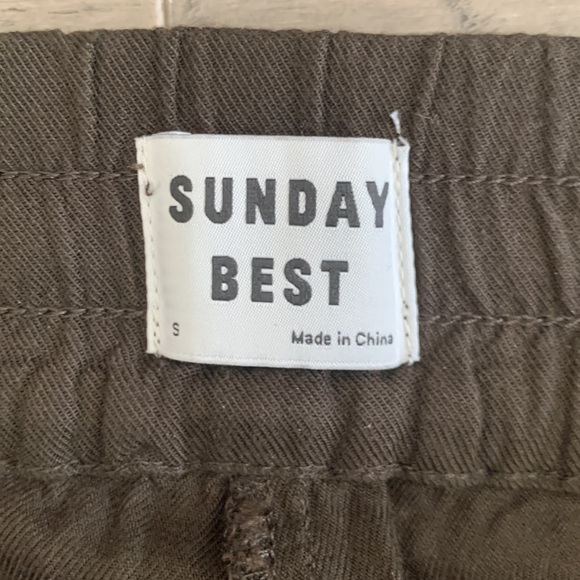 Aritzia lightweight jogger EUC - Picture 3 of 5